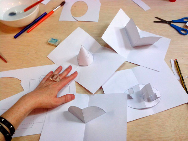 Taller: Creación de Pop Ups [Ingeniería de papel I]